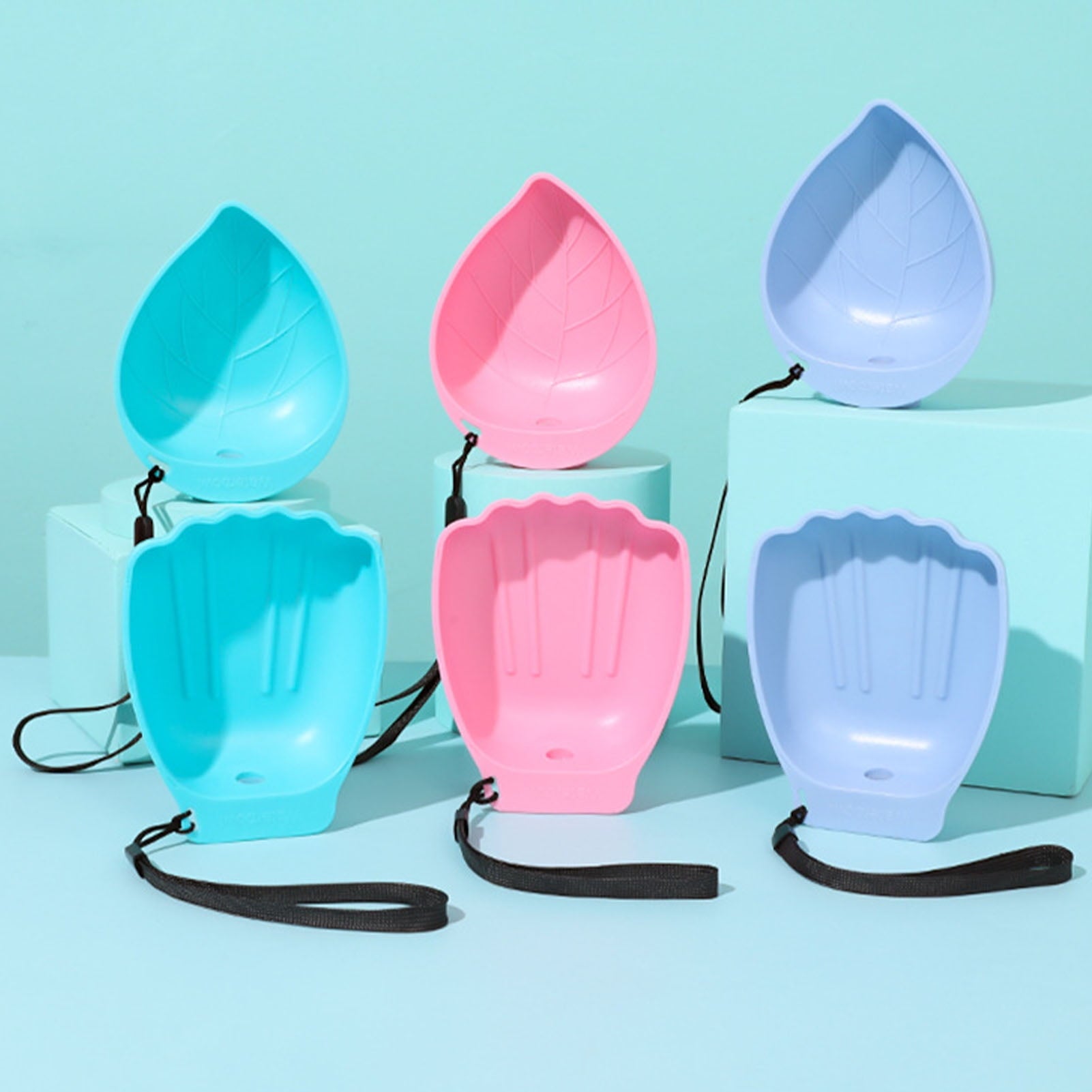 Snugpets Leak-proof Dog Water Bottle Portable Design Pet Drinking Bowl for Outdoor